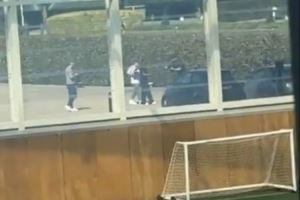 转会在即！记者：库杜斯现身热刺训练场