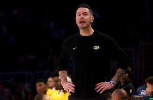 Shams：湖人与雷迪克签两年提前续约 目前合同共计5年价值4500万